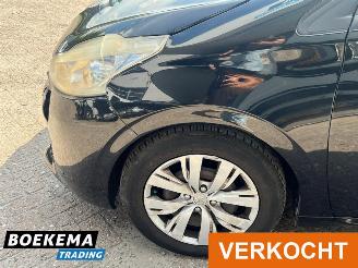 Peugeot 208 1.2 e-VTi Automaat Cruise Airco picture 8