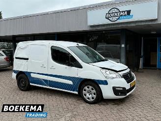 dommages fourgonnettes/vécules utilitaires Peugeot Partner 120 1.6 BlueHDi Premium Navigatie Cruise PDC Airco Schuifdeur 2018/11
