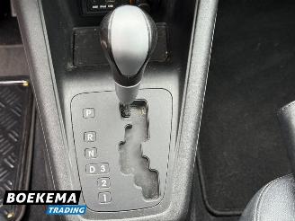 Kia Venga 1.6 CVVT X-ecutive Aut. Glazen dak Climate Cruise PDC picture 23