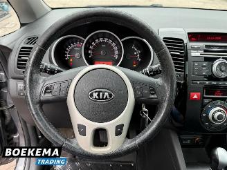 Kia Venga 1.6 CVVT X-ecutive Aut. Glazen dak Climate Cruise PDC picture 19