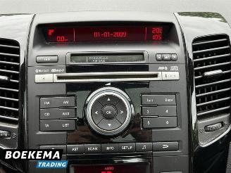 Kia Venga 1.6 CVVT X-ecutive Aut. Glazen dak Climate Cruise PDC picture 21