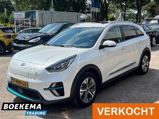 Kia e-Niro DynamicPlusLine 64 kWh Open-Dak Leer JBL Stoelverw/koeling picture 4