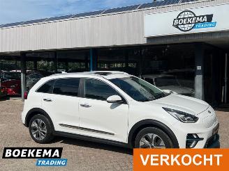 Damaged car Kia e-Niro DynamicPlusLine 64 kWh Open-Dak Leer JBL Stoelverw/koeling 2021/4