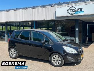 Vaurioauto  passenger cars Opel Meriva 1.4 Edition Climate Cruise Control PDC 2010/11