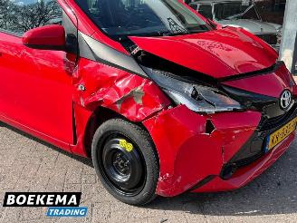 Toyota Aygo 1.0 VVT-i x-play Airco Camera Cruise Carplay picture 7