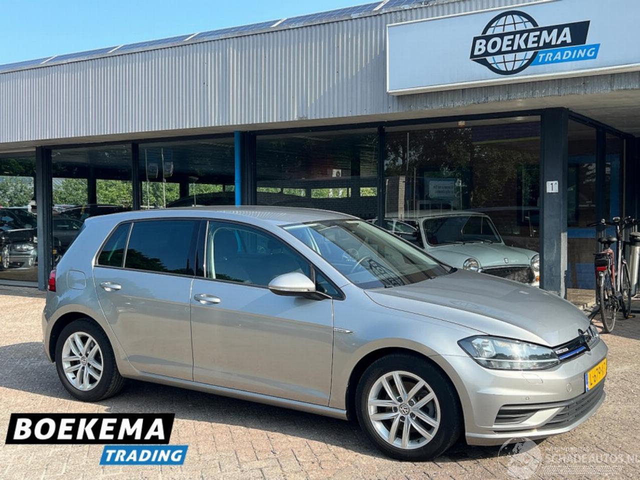 Volkswagen Golf 1.5 TSI Comfort Business DSG Navigatie PDC Climate Cruise