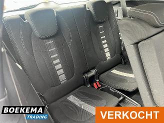 BMW 2-serie Gran Tourer 216d 7-pers Panorama Navi Cruise Climate PDC picture 17