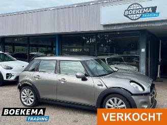 Voiture accidenté Mini Cooper Mini 1.5 Chili Led Keyless Climate Navi Cruise PDC 2017/6