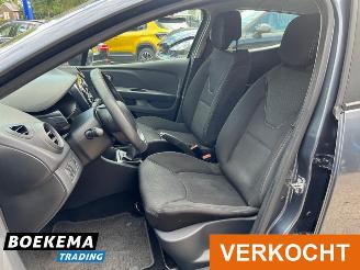 Renault Clio 0.9 TCe Life Climate Cruise picture 16