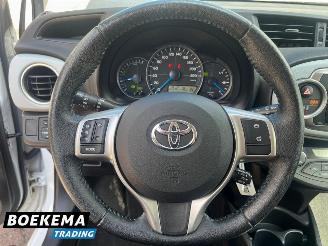 Toyota Yaris 1.5 Full Hybrid Aspiration Climate Cruise Navi Camera picture 26
