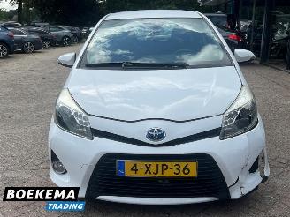 Toyota Yaris 1.5 Full Hybrid Aspiration Climate Cruise Navi Camera picture 5