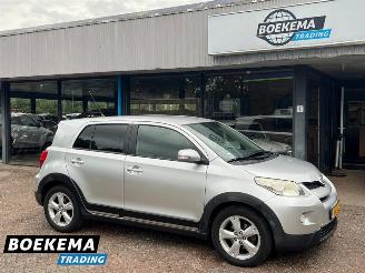 Coche accidentado Toyota Urban Cruiser 1.3 VVT-i Aspiration Navi Climate Trekh. 2011/1