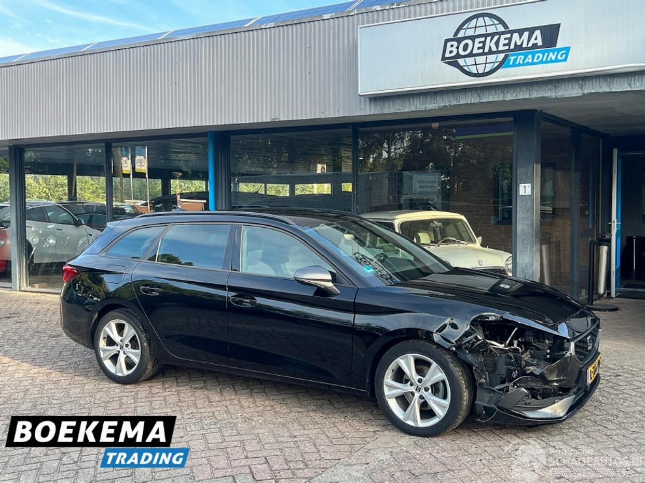 Seat Leon 1.5 TSI FR Intense Led Virutal Navi Cruise Camera PDC