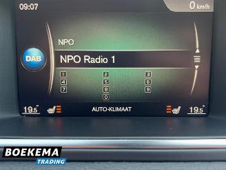 Volvo V-40 Cross Country 2.0 T3 Nordic+ Led Navi Climate Cruise Stoelverw. picture 29