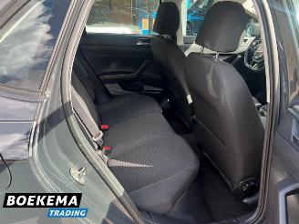 Volkswagen Polo 1.0 TSI Comfortline Navi Climate Cruise PDC picture 20
