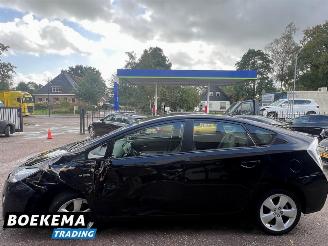 Toyota Prius 1.8 Comfort Xenon Keyless Navi Climate Cruise picture 5