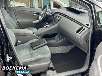 Toyota Prius 1.8 Comfort Xenon Keyless Navi Climate Cruise picture 21