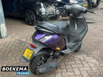 Piaggio  Zip 45KM 4T LED picture 3