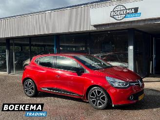 Unfallwagen Renault Clio 0.9 TCe Expression Cruise Climate Navi 2014/4