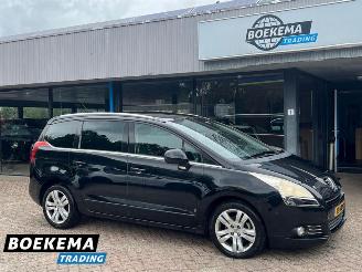 skadebil auto Peugeot 5008 2.0 HDI 7-Pers Aut Clima Cruise Navi PDC Trek. 2011/9