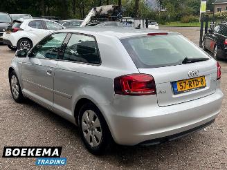 Audi A3 1.6 TDI Attraction Navigatie Cruise Climate picture 3