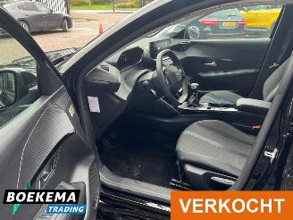 Peugeot 208 1.2 Allure 100pk Led Climate Navi Cruise Camera stoelverw. picture 12