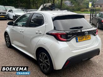 Toyota Yaris 1.5 Hybrid Keyless Navi Climate Cruise stoelverw. picture 3