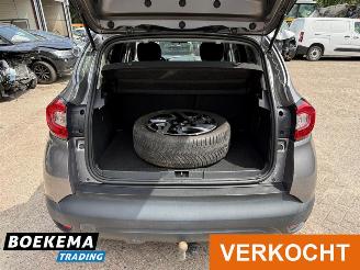 Renault Captur 1.2 TCe Helly Hansen Automaat Navigatie Climate Cruise Camera picture 19
