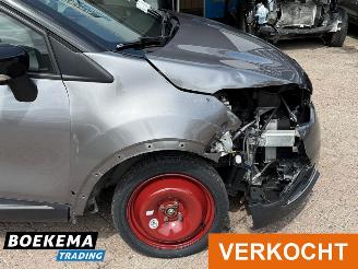 Renault Captur 1.2 TCe Helly Hansen Automaat Navigatie Climate Cruise Camera picture 7