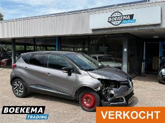 rozbiórka samochody osobowe Renault Captur 1.2 TCe Helly Hansen Automaat Navigatie Climate Cruise Camera 2015/2