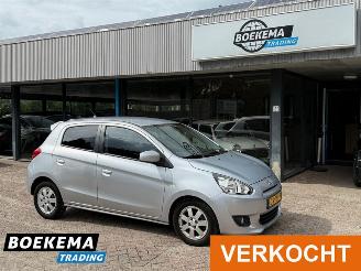 Vaurioauto  passenger cars Mitsubishi Space-star 1.0 Bright Airco 2015/7