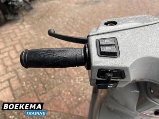 BTC  Felice E5 25KM Led USB Valbeugels picture 11