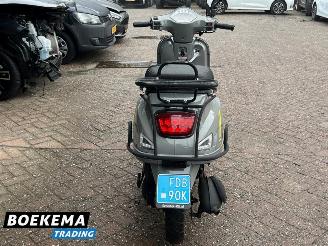 BTC  Felice E5 25KM Led USB Valbeugels picture 9