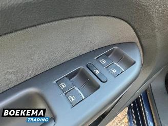 Volkswagen Touran 1.6 TDI Climate Cruise Trekhaak picture 22