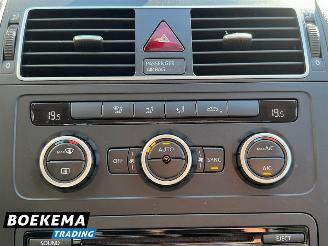 Volkswagen Touran 1.6 TDI Climate Cruise Trekhaak picture 26