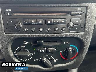 Peugeot 206 1.1 XR Airco 5-Deurs Elek-Ramen picture 23