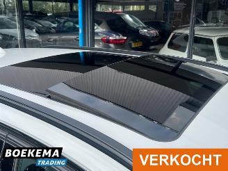 BMW 3-serie 320d High Ex Schuif/kanteldak Climate Cruise Stoelverw. picture 10