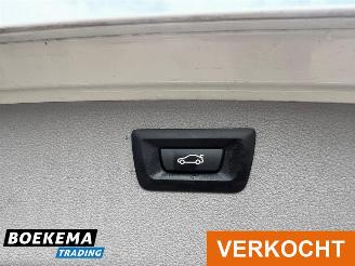 BMW 3-serie 320d High Ex Schuif/kanteldak Climate Cruise Stoelverw. picture 15