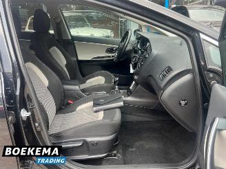 Kia Cee d cee'd 1.6 GDI Busines Navi Climate Camera picture 19