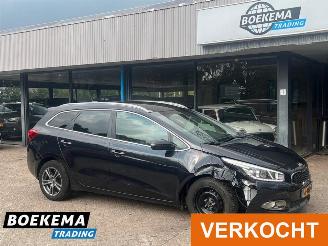 Auto incidentate Kia Cee d cee'd 1.6 GDI Busines Navi Climate Camera 2014/5