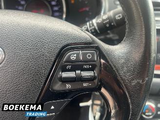 Kia Cee d cee'd 1.6 GDI Busines Navi Climate Camera picture 24