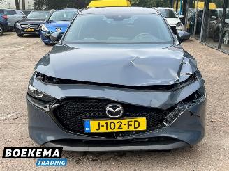 Mazda 3 2.0 e-SkyActiv-G M Hybrid Virtual Keyless Bose Navi picture 5