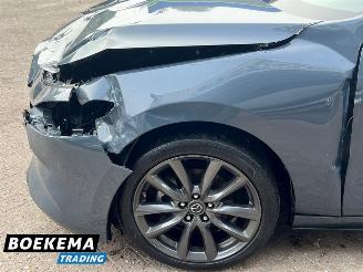 Mazda 3 2.0 e-SkyActiv-G M Hybrid Virtual Keyless Bose Navi picture 9