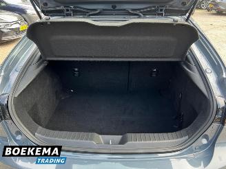 Mazda 3 2.0 e-SkyActiv-G M Hybrid Virtual Keyless Bose Navi picture 20