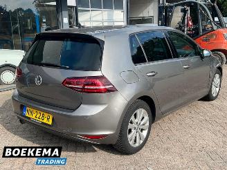 Volkswagen Golf 1.0 TSI Connected Navi Climate Cruise picture 2