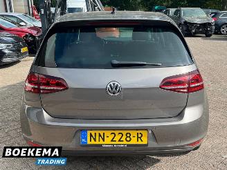 Volkswagen Golf 1.0 TSI Connected Navi Climate Cruise picture 14