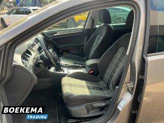 Volkswagen Golf 1.0 TSI Connected Navi Climate Cruise picture 16