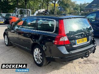 Volvo V-70 2.0 D3 Limited Aut Navi Cruise Trekhaak PDC picture 3