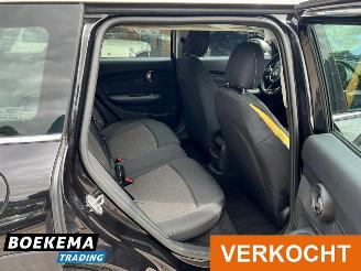Mini Clubman Cooper 1.5 Business Automaat Navigatie Climate Cruise NL-Auto! picture 19