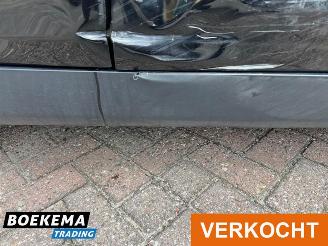 Mini Clubman Cooper 1.5 Business Automaat Navigatie Climate Cruise NL-Auto! picture 13